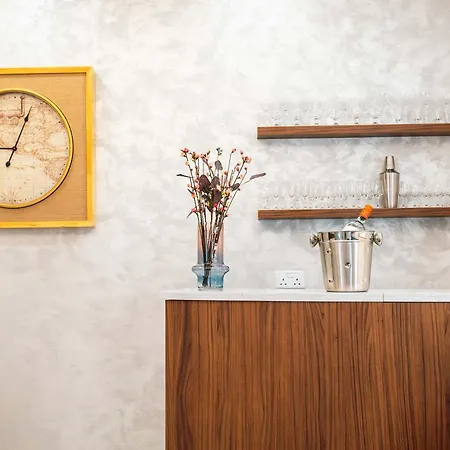 Villa Stunning With A Heated Jacuzzi