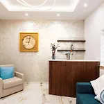 Stunning 4br With Heated Jacuzzi In Villa St. Paul's Bay