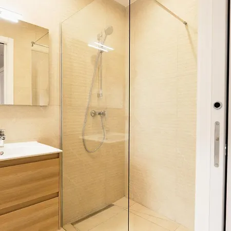Villa Stunning With A Heated Jacuzzi St. Paul's Bay