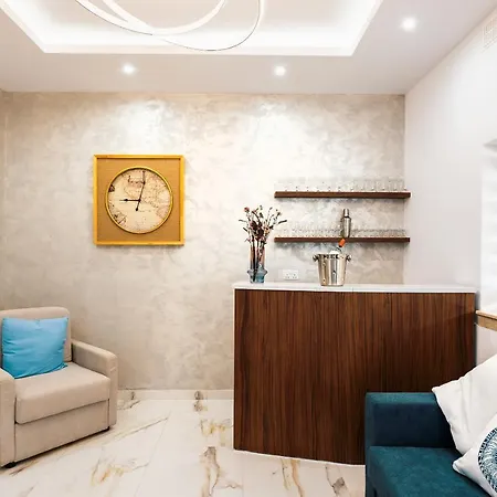 Stunning With A Heated Jacuzzi Villa *