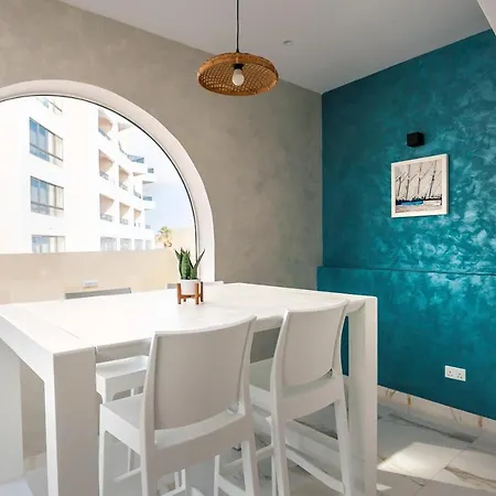 Stunning With A Heated Jacuzzi Villa St. Paul's Bay