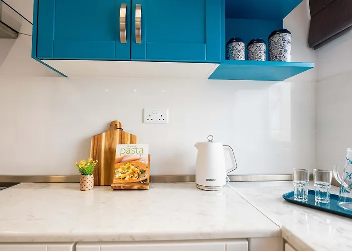 Stunning With A Heated Jacuzzi *