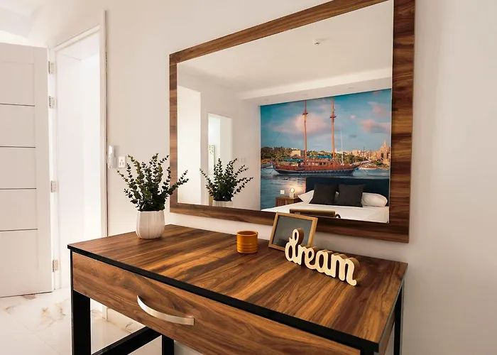 Stunning With A Heated Jacuzzi Willa *